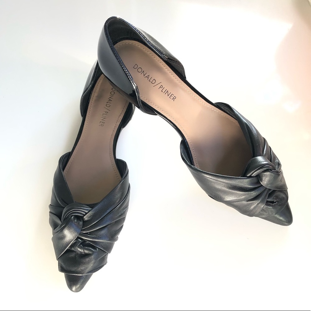 Donald J Pliner Pennie D’orsay flats